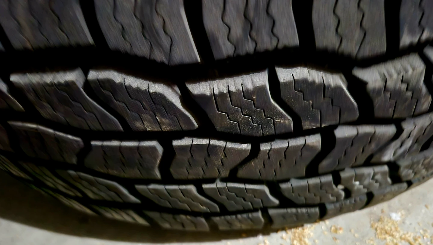 1 Cooper Tire Size 235 70 R16 M+S *DEAL*
