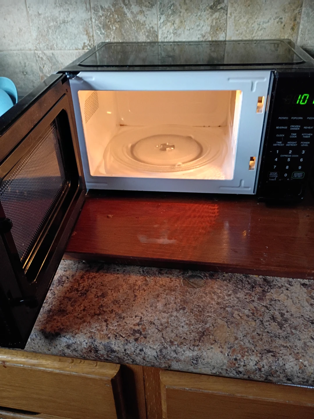 Hamilton Beach Microwave - photo 4