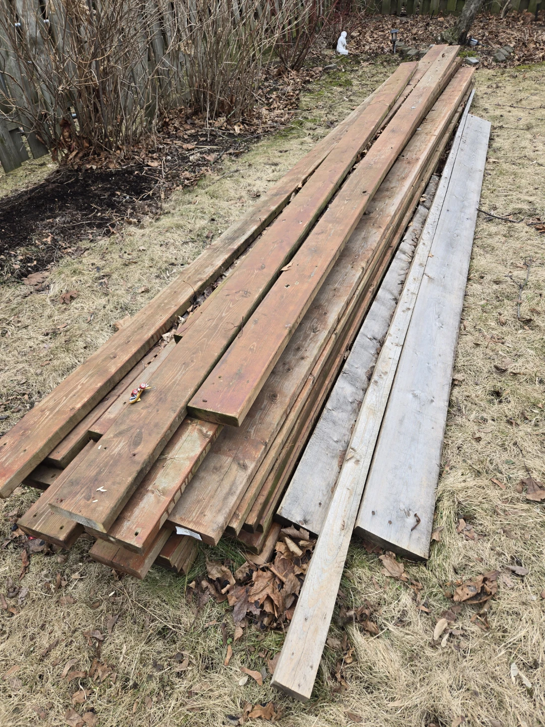Assorted Wood Planks (free)