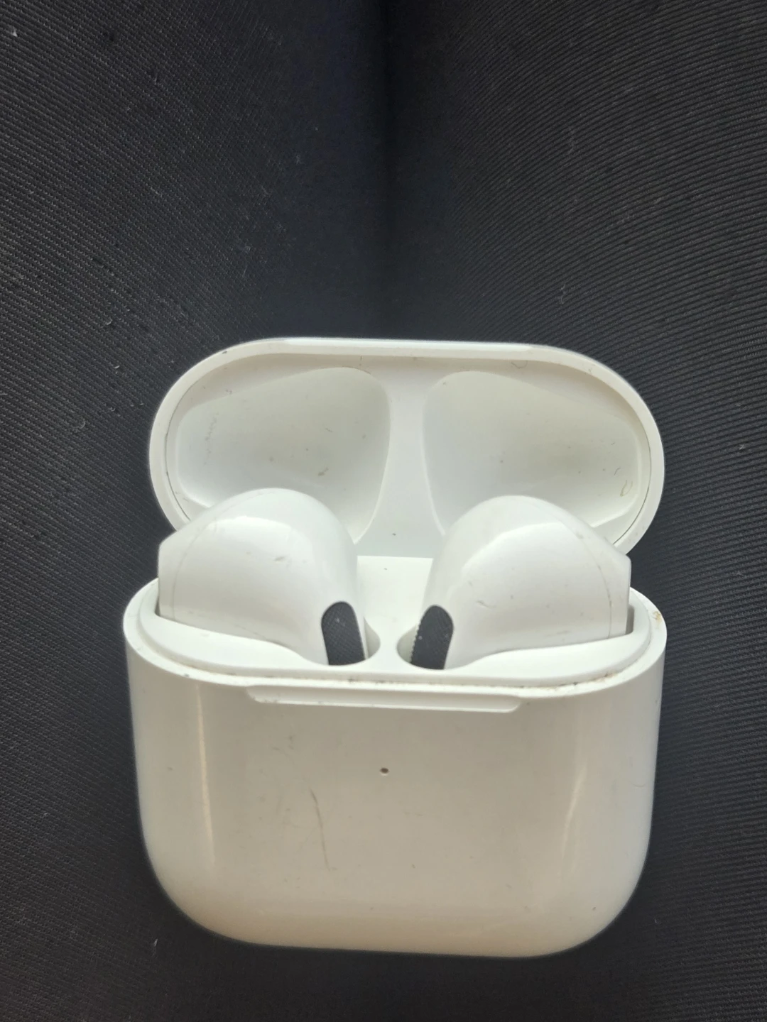 Apple AirPods Pro (1st Gen) - photo 2