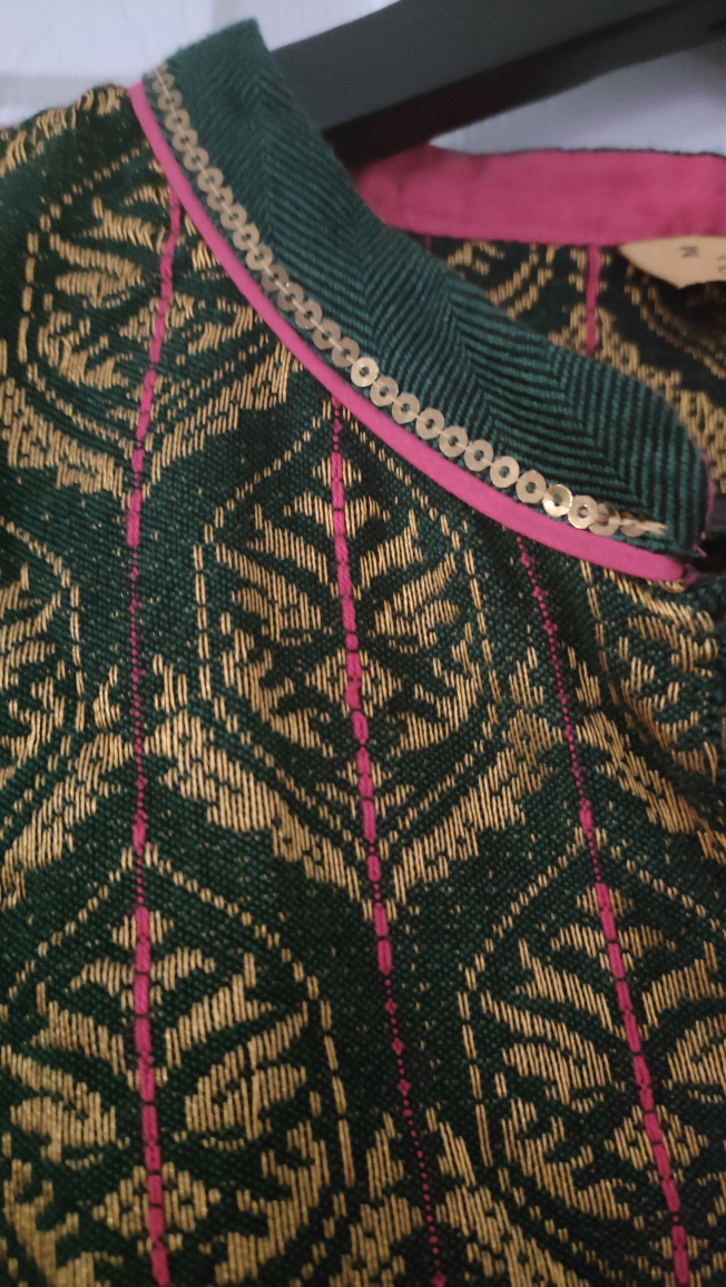 Green Kurta / Dress With Intricate Details - photo 5