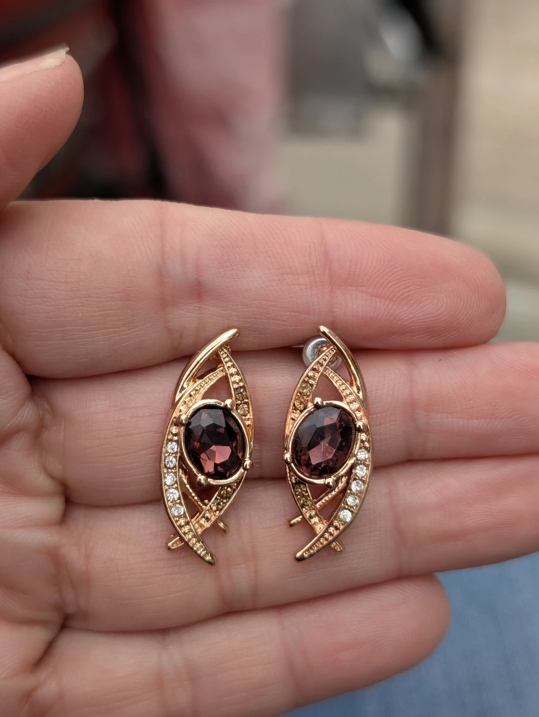 Gold-tone earrings with purple stone and rhinestones - photo 3