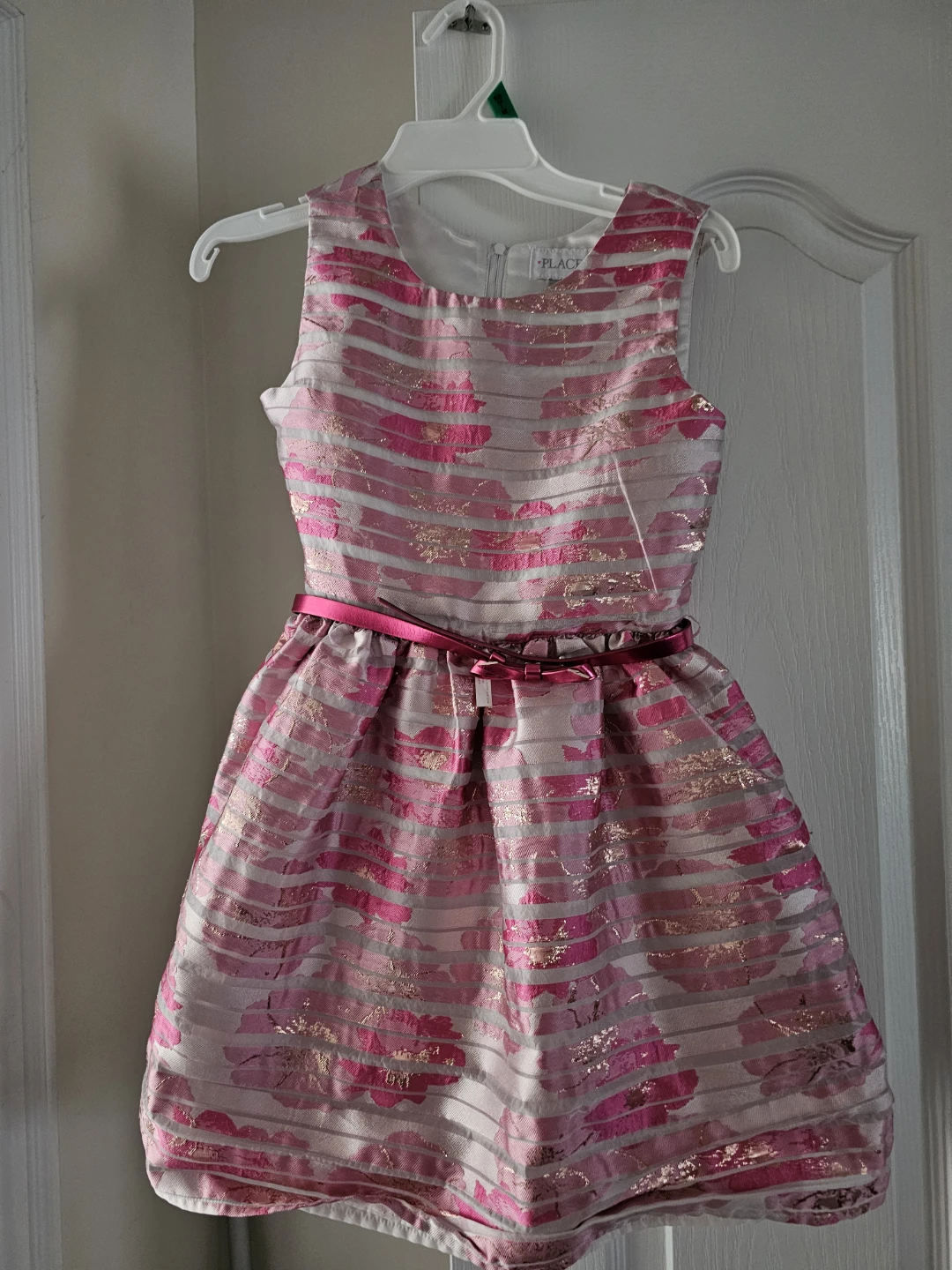 3 Girls' Dresses  size 7 to 8 ( Bathurst and Finch) - photo 3