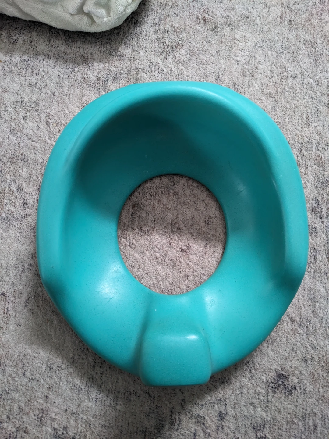 Bumbo Baby Seat and potty training.