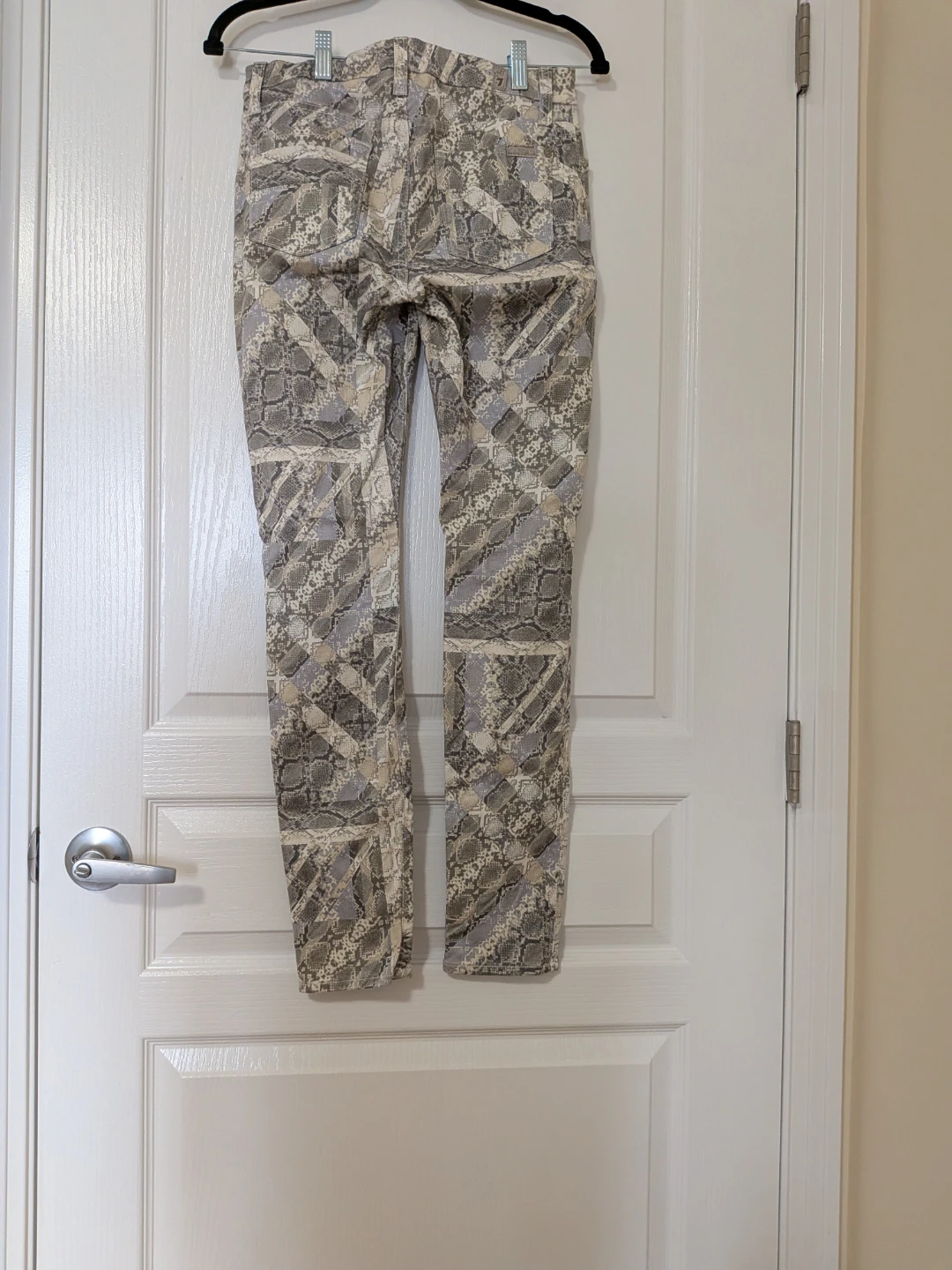 7 For All Mankind Women's Skinny Jeans Size 26 Snake Print - photo 5