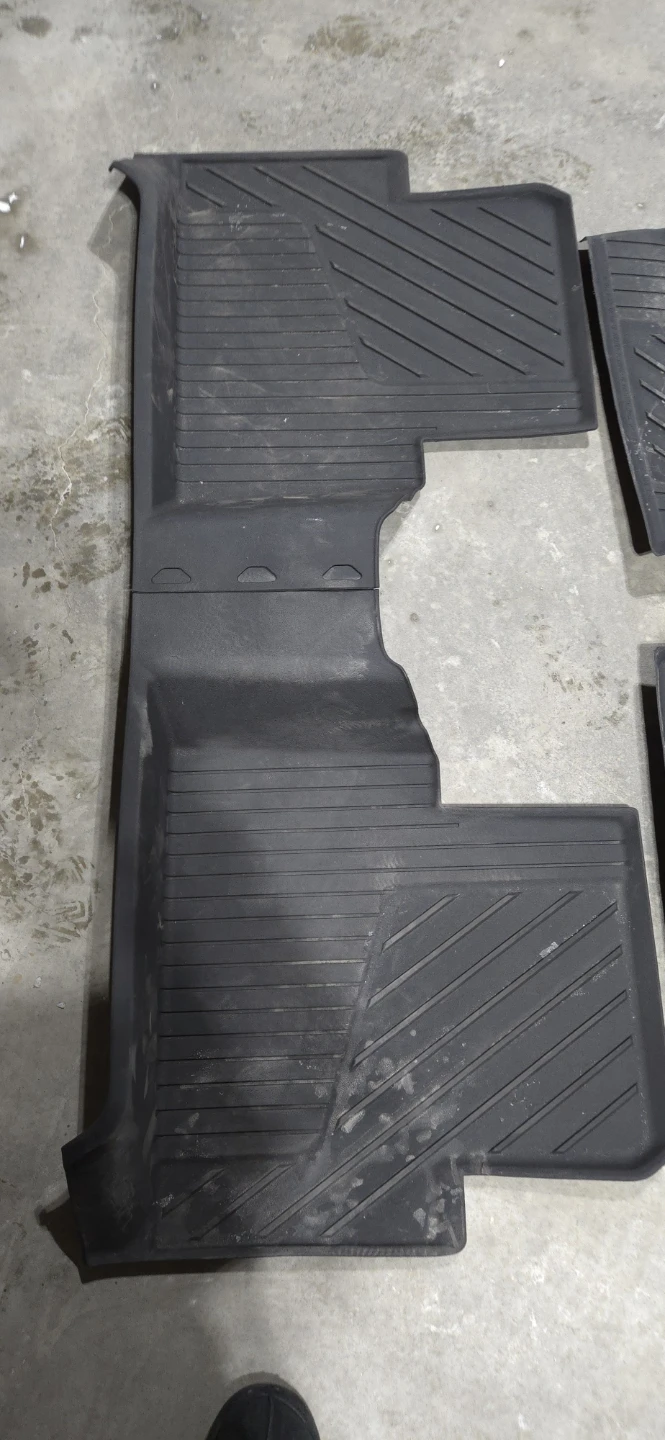 GMC All-Weather Floor Mats - photo 2