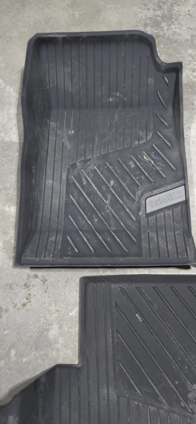 GMC All-Weather Floor Mats - photo 3
