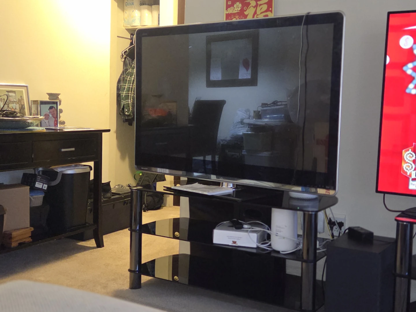 52 inch sharp tv and stand