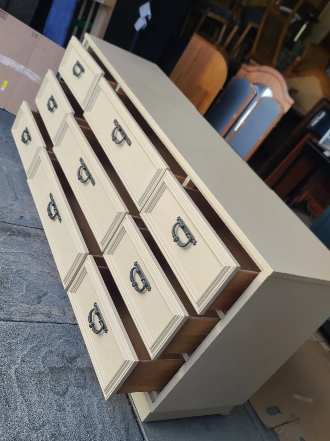 Vintage 9-Drawer Dresser with Mirror - photo 2