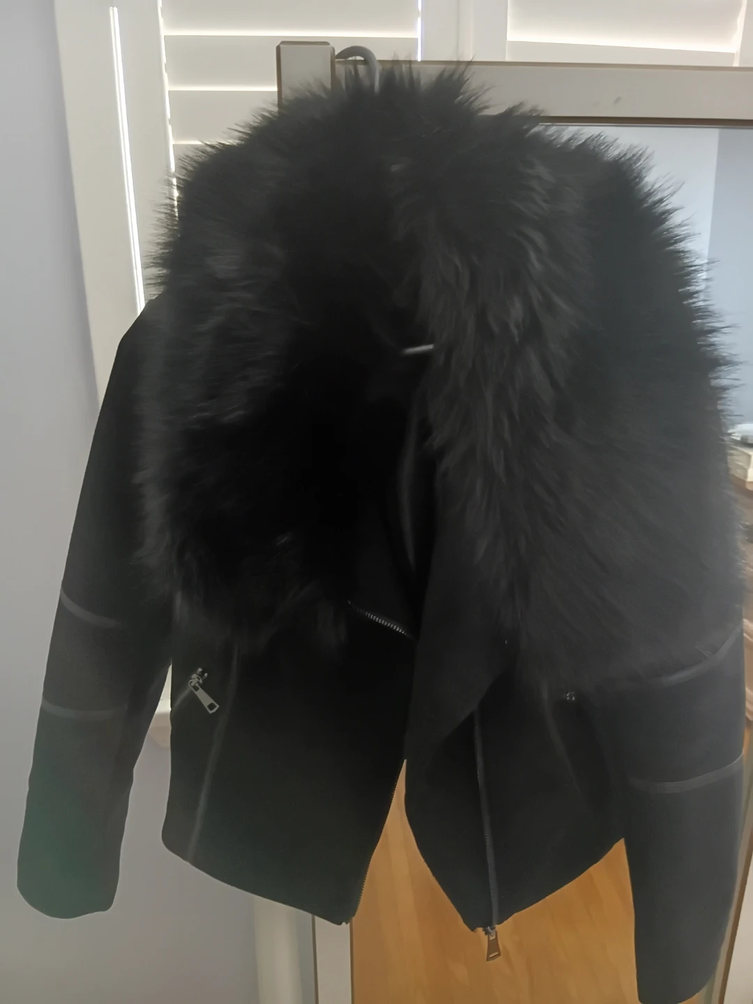 LE CHÂTEAU Black Faux Fur Trim Jacket - Size M/M