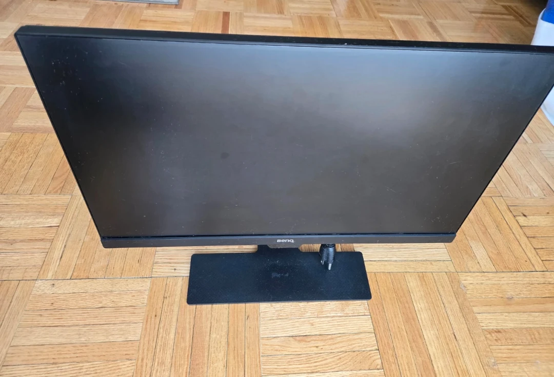 BenQ GW2280-T LCD Monitor