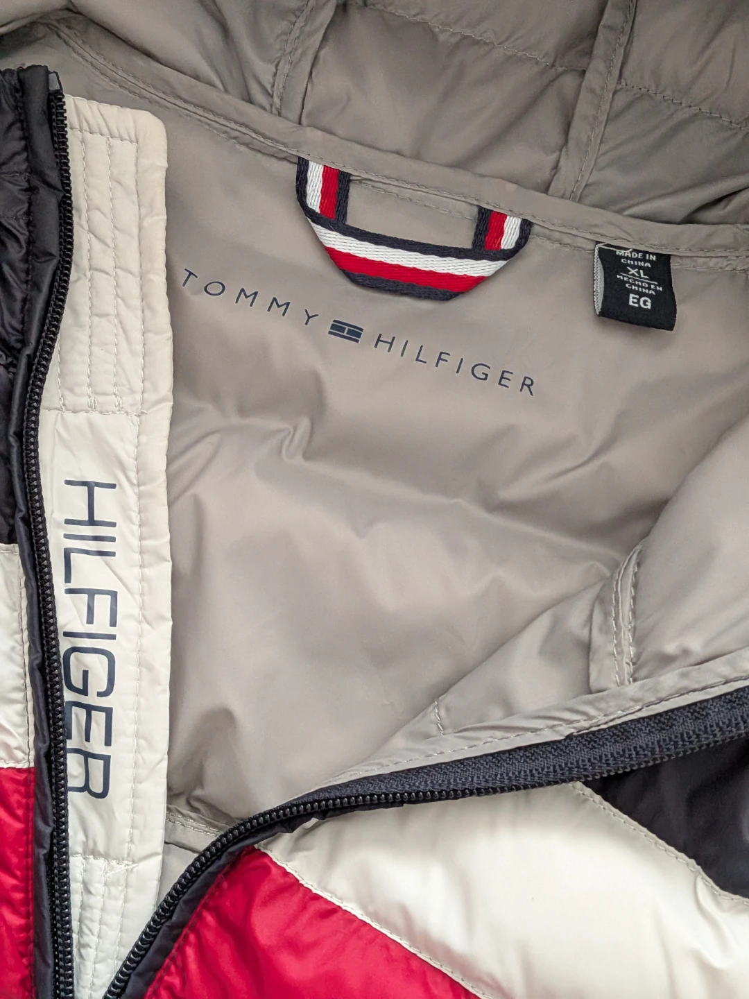 Men's Tommy Hilfiger Puffer Coat - Size XL - Navy Red White - photo 3