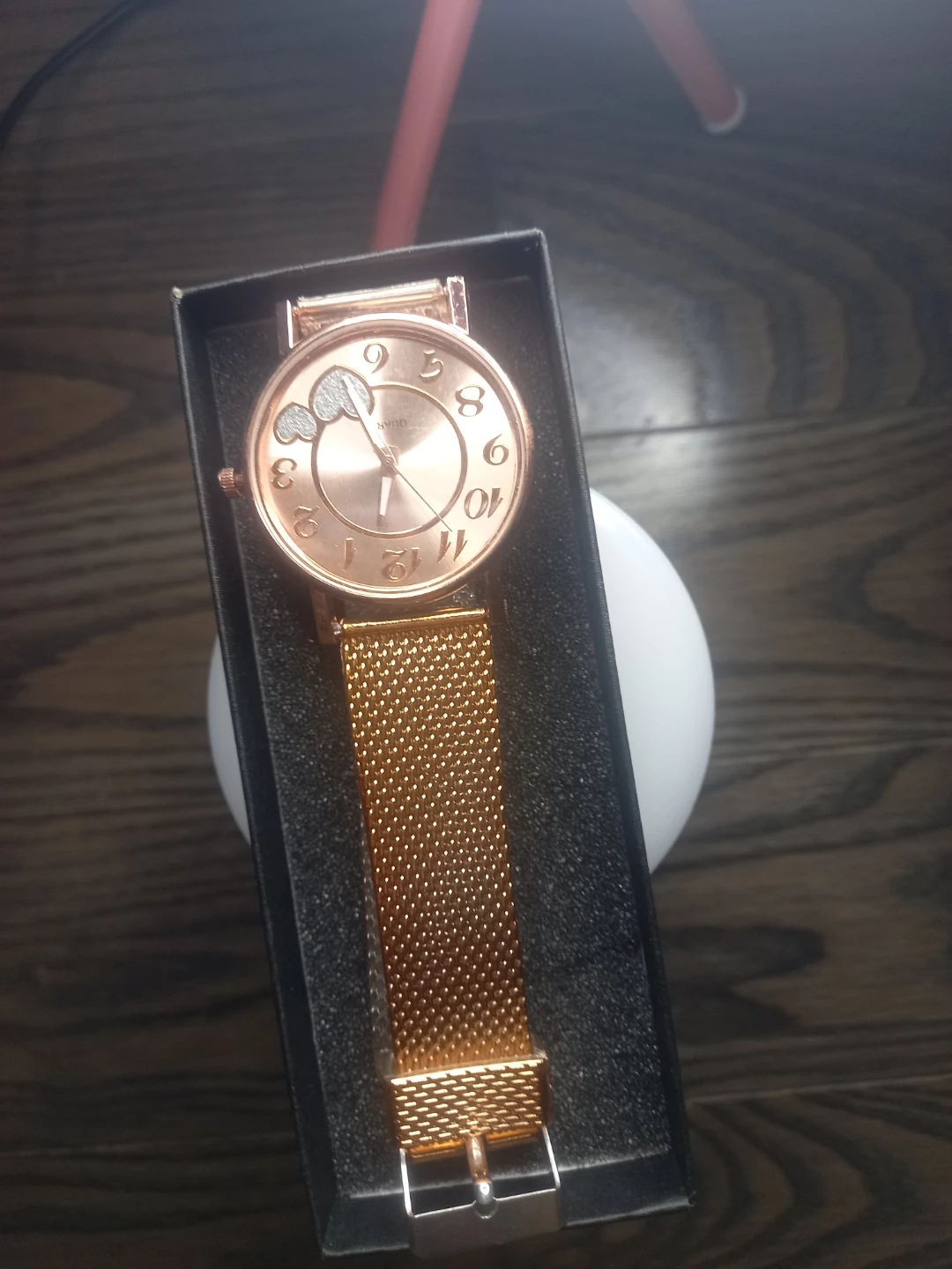 Women's Quartz Watch with Mesh Band