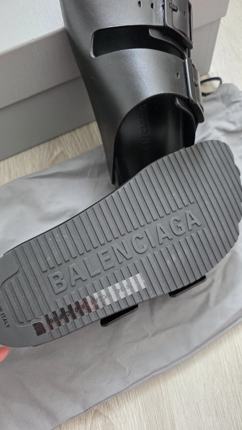 Balenciaga Sandals (BRAND NEW) - photo 3