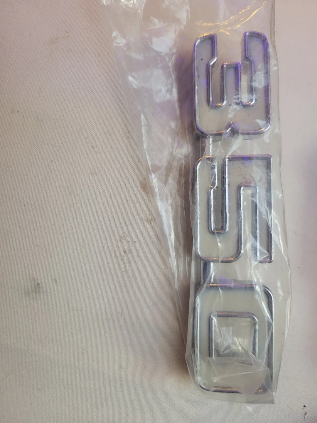 Set of 350 Chrome Emblems - photo 3