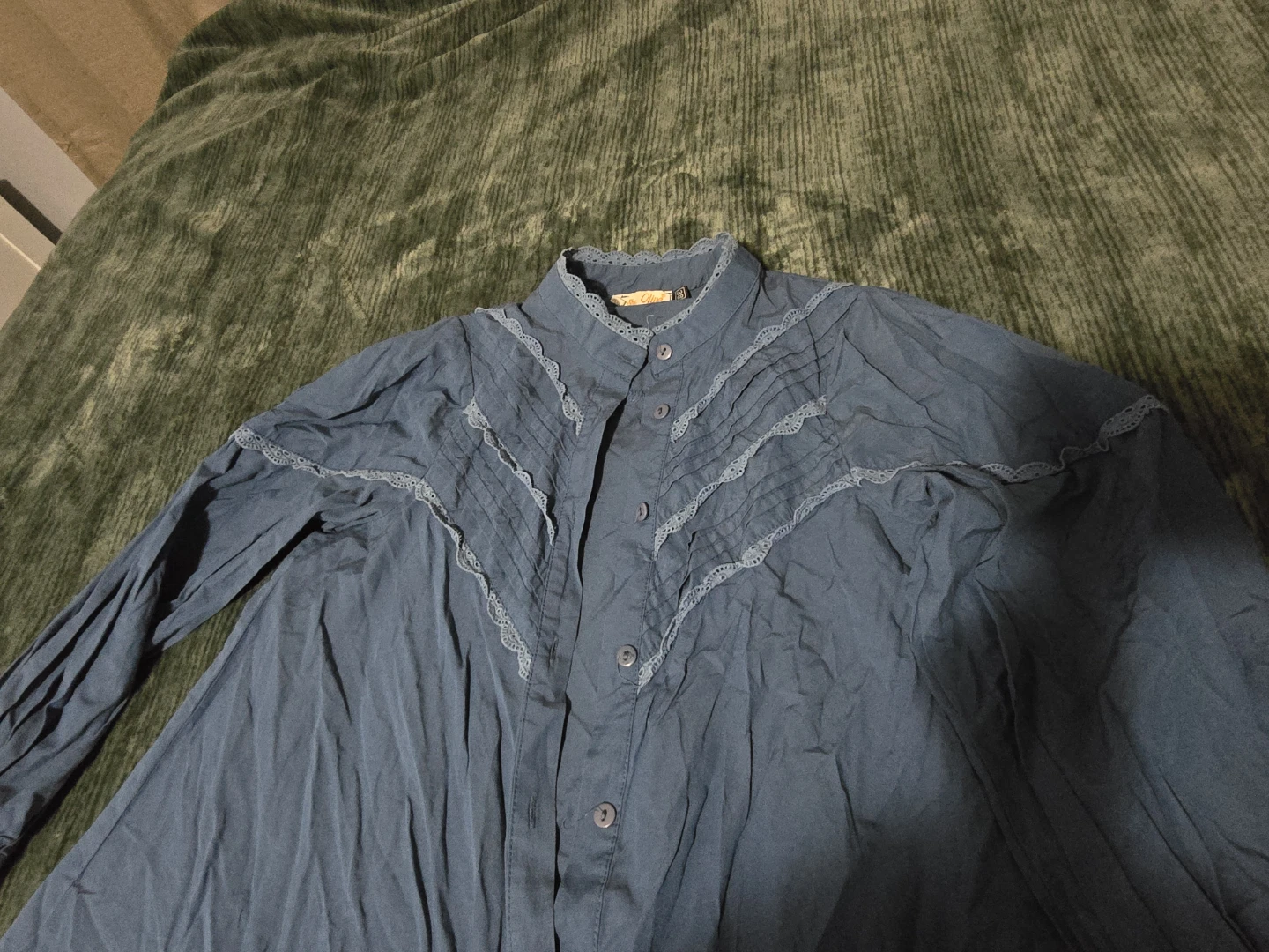 She Olive Blue Lace Detail Button-Up Shirt Size 38 - photo 2