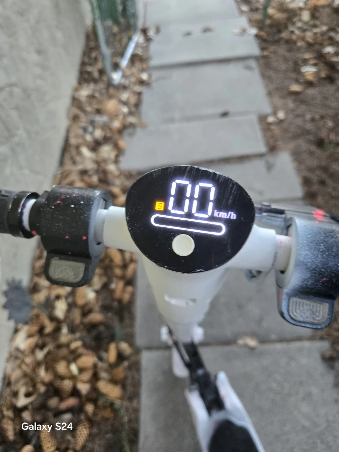 White Electric Scooter - photo 2