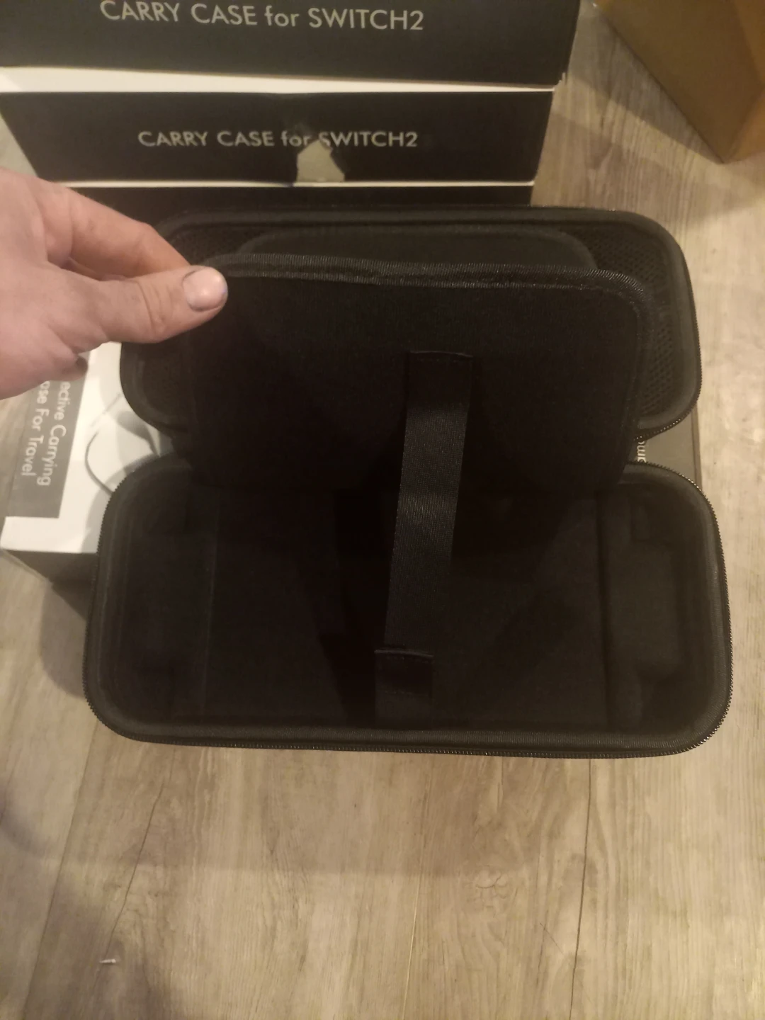 Nintendo Switch 2 Carry Case - photo 5
