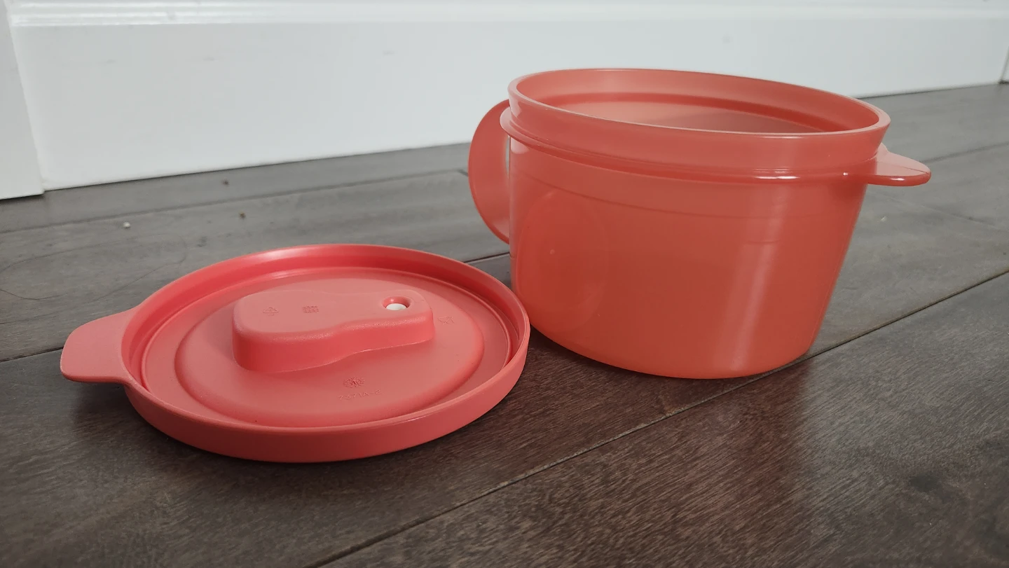 Brand New Tupperware Soup Mug 16 oz - photo 2
