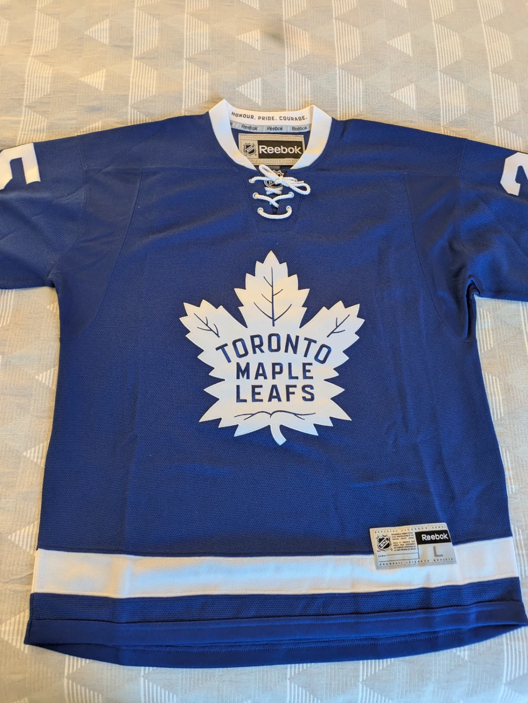 Reebok Toronto Maple Leafs Van Riemsdyk #25 Signed Jersey - photo 2