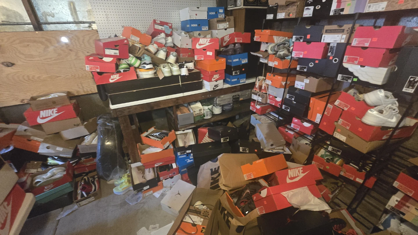 Assorted Nike & Jordan Men's & Women's Sneakers - photo 3