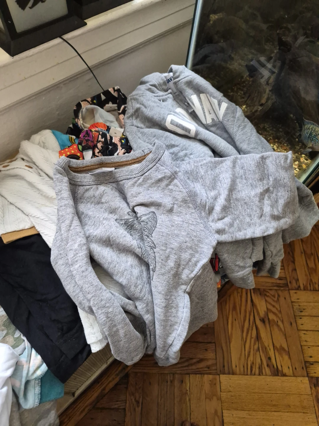 Boys' Graphic Sweatshirts and Shorts Bundle - photo 2