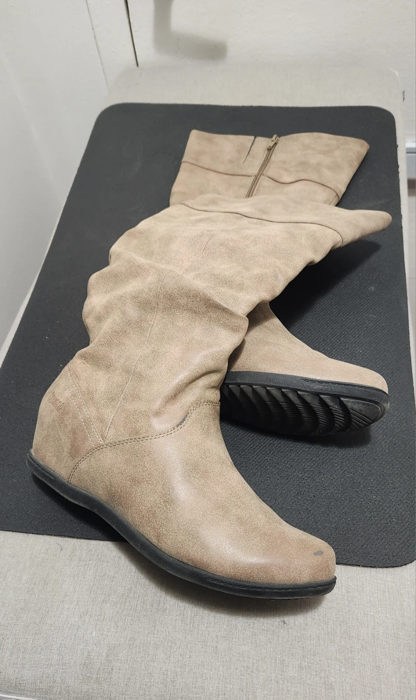 Cougar Women's Tan Ruched Slouch Boots - photo 2