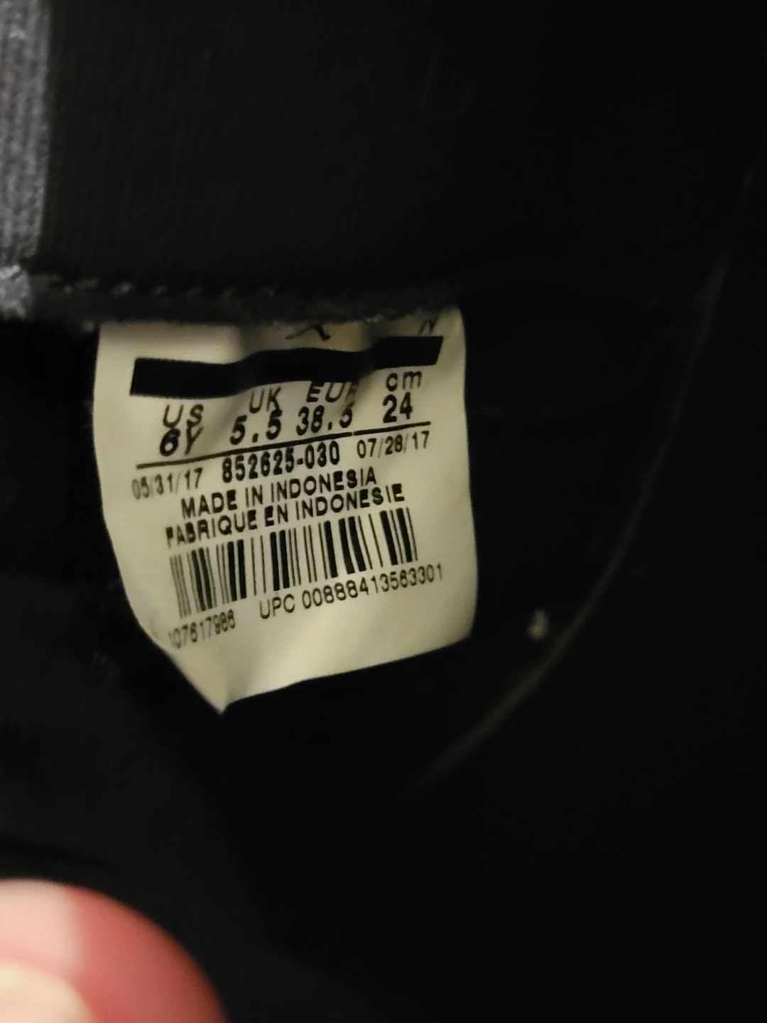 Air Jordan 11 Black Gold Sneakers - photo 5