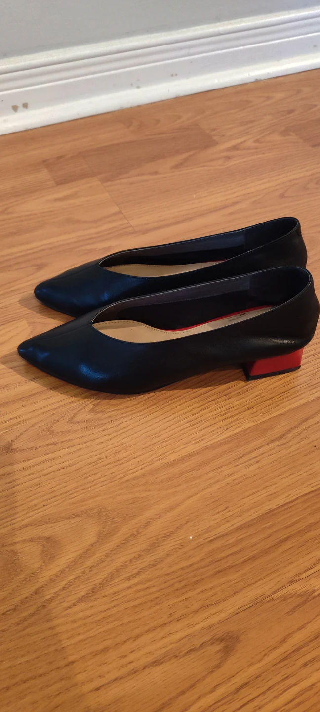 Genuine Leather Black pointed-toe flats - photo 2