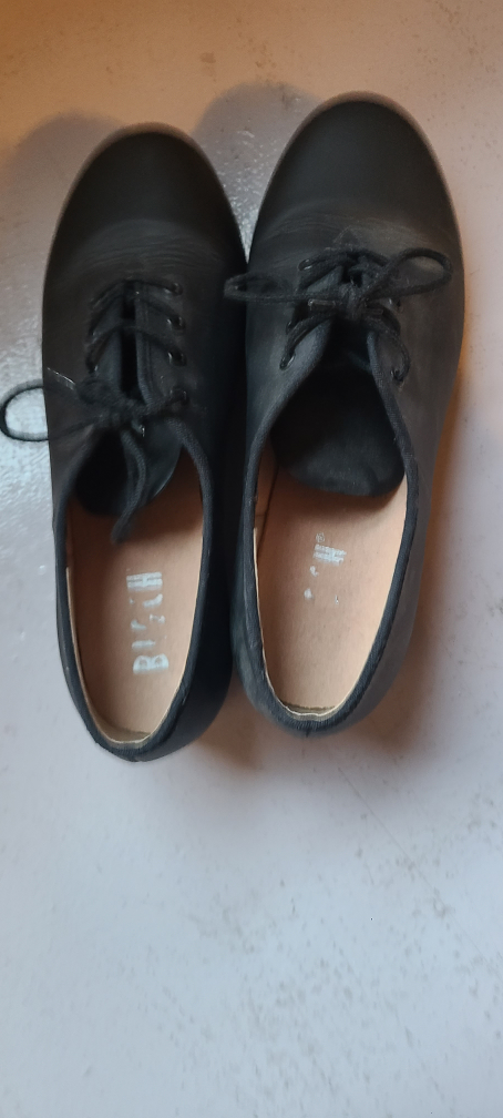 Bloch Tap Shoes Size 8 (fits 7.5 street size) - photo 2