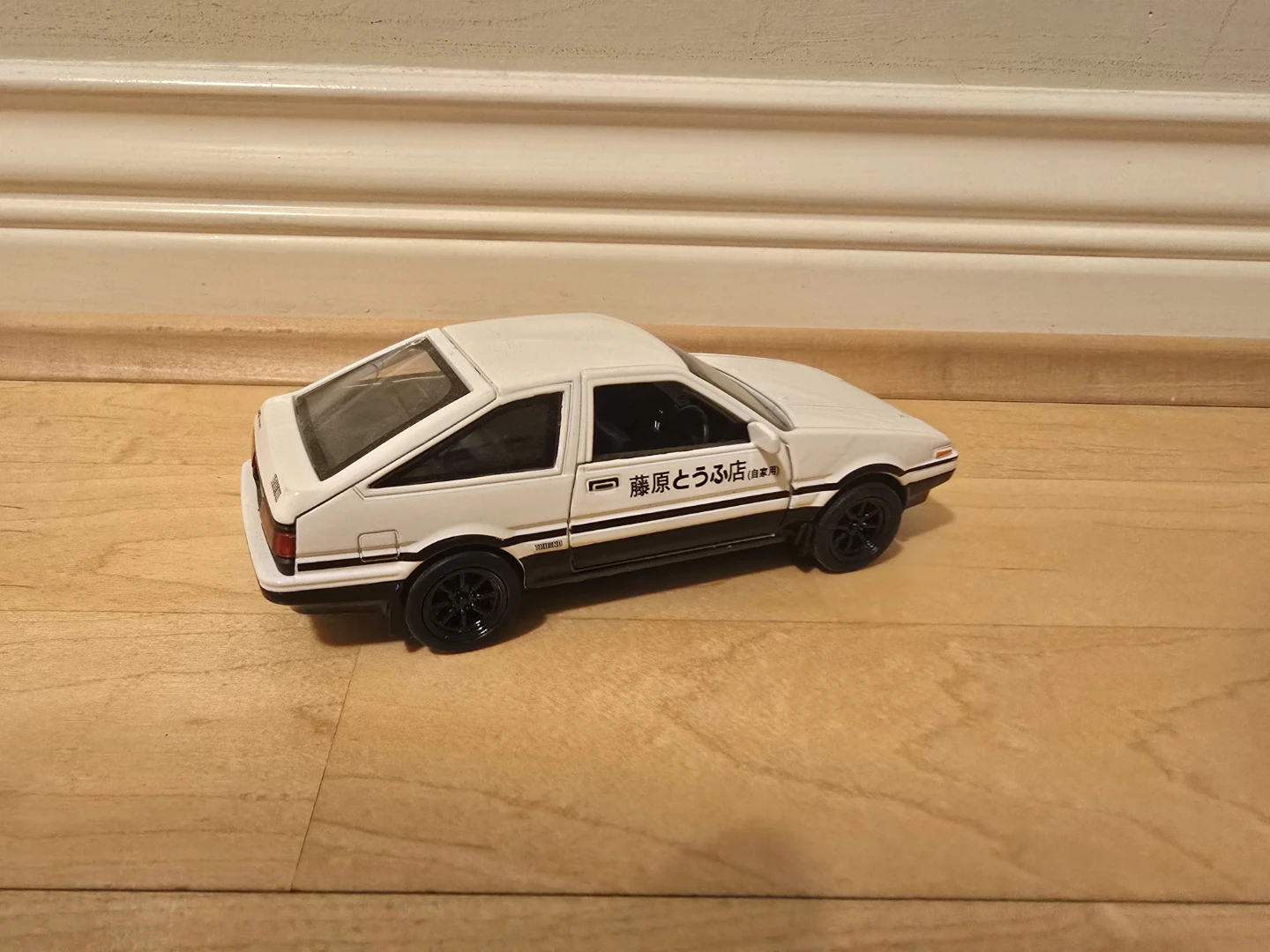 Initial D AE86  Model Car - photo 2