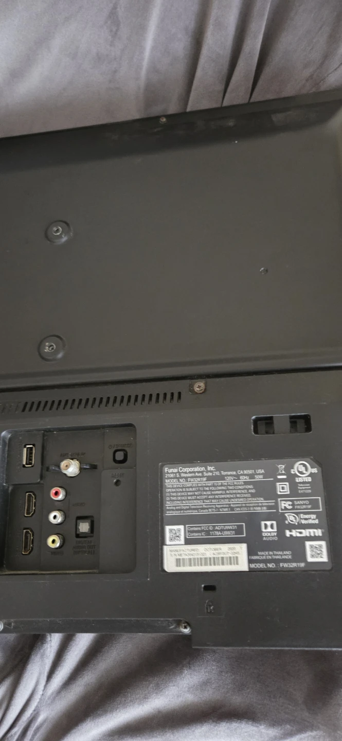 Sanyo Roku TV with Remote - photo 3
