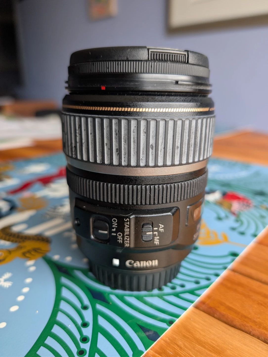 Canon EFS 17-85mm f/4-5.6 IS USM Lens - photo 3