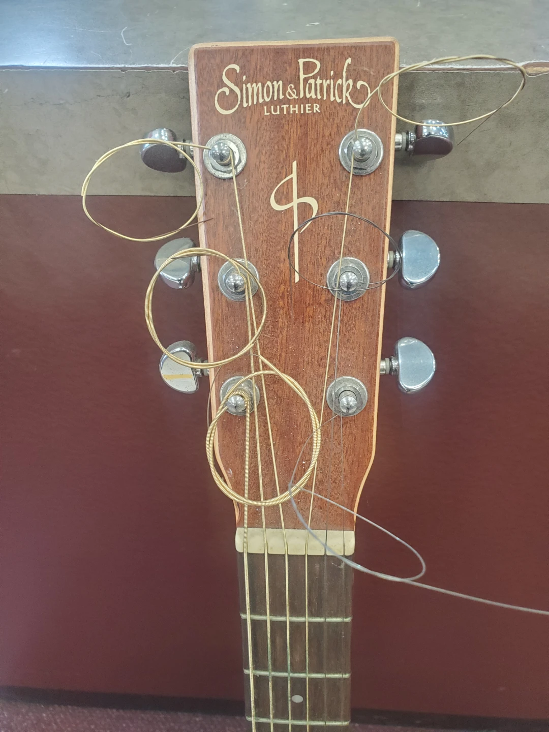 Simon & Patrick Luthier Acoustic Guitar - photo 2