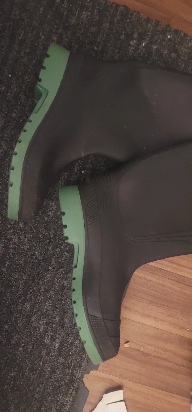 Black Rubber Boots Size 7 - Made in Canada
