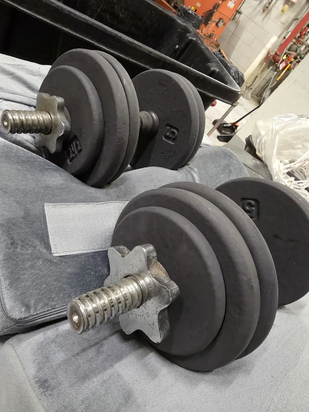 Pair of Adjustable Dumbbells - photo 3