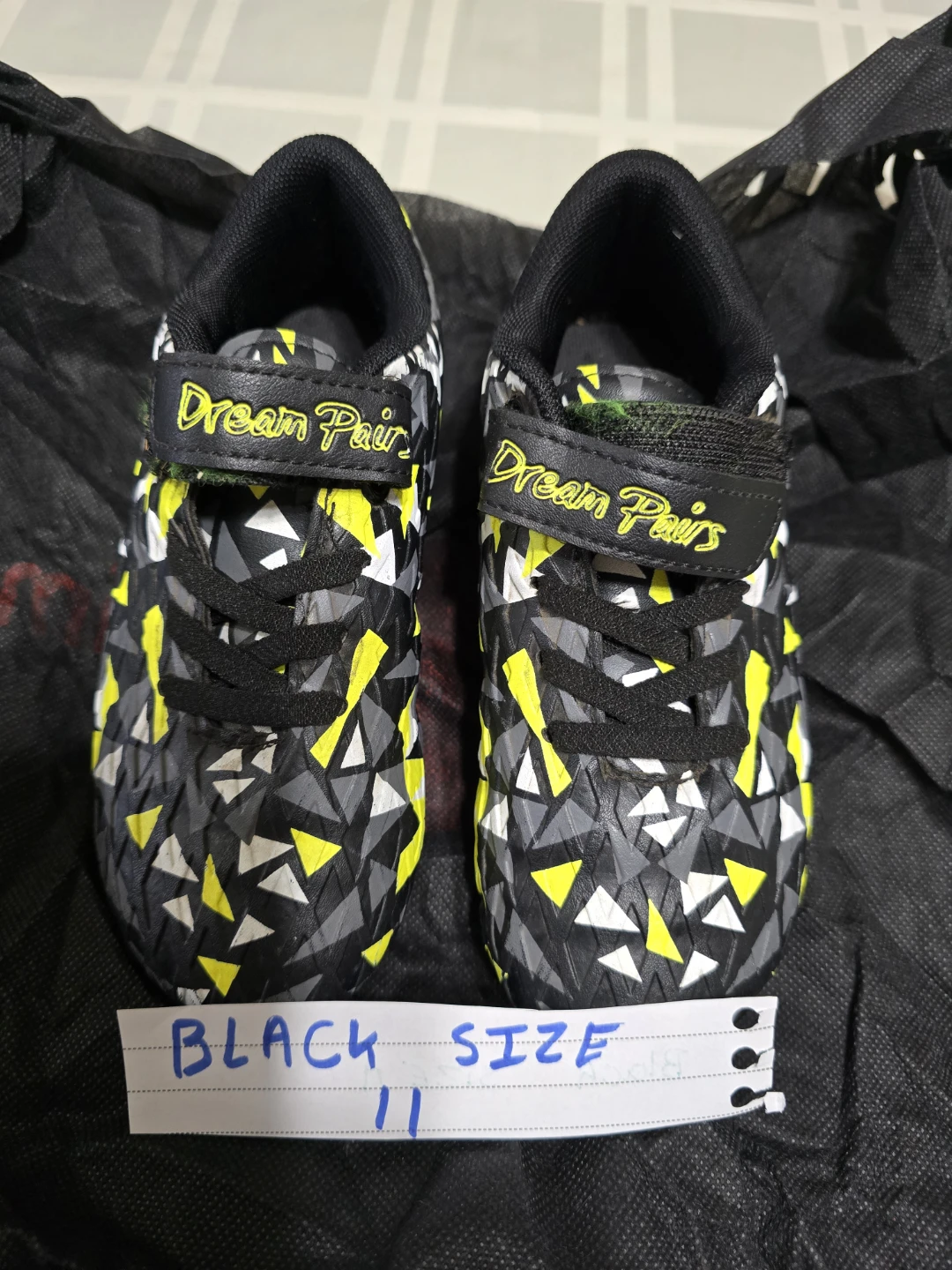 Dream Pairs Kids Soccer Cleats Size 11 - photo 2