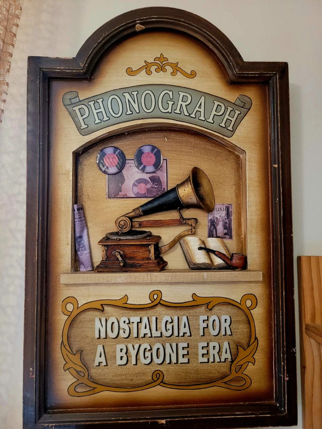 Phonograph Nostalgia Wall Decor