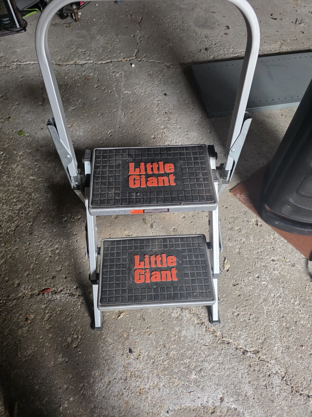 Little Giant 2-Step Stepladder