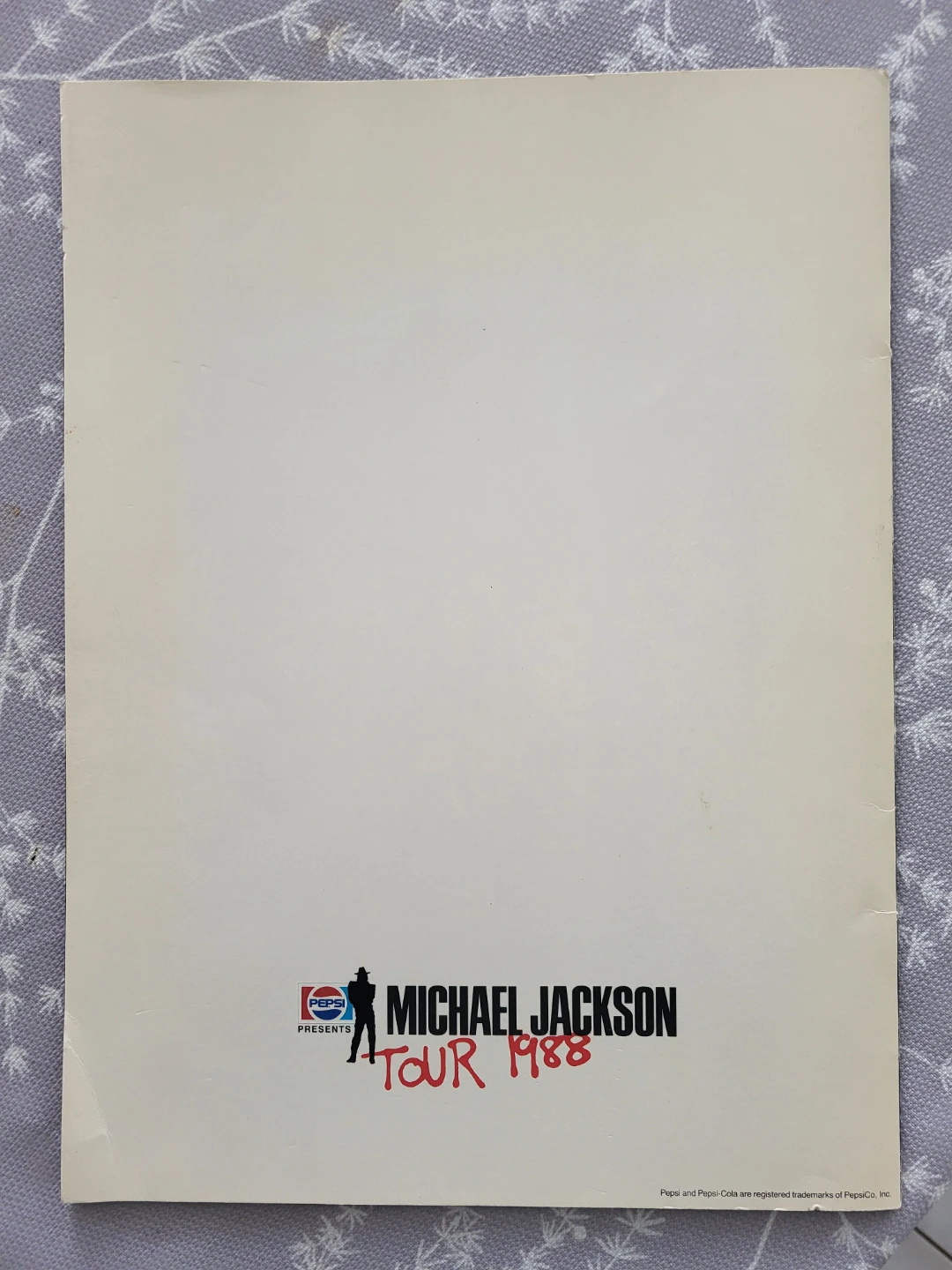 Michael Jackson Private Concert Official Souvenir Program 1988 - photo 2