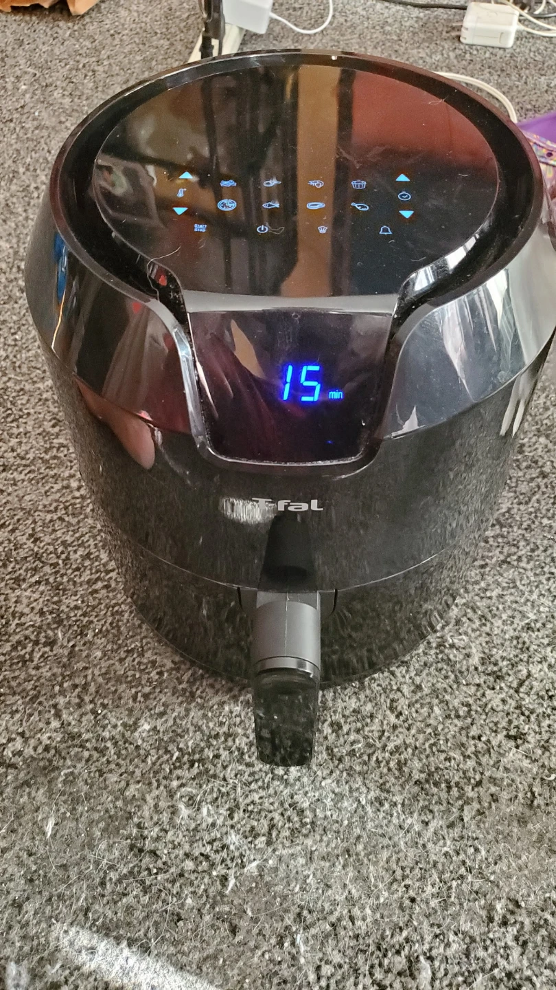 T Fal Airfryer XL - photo 2