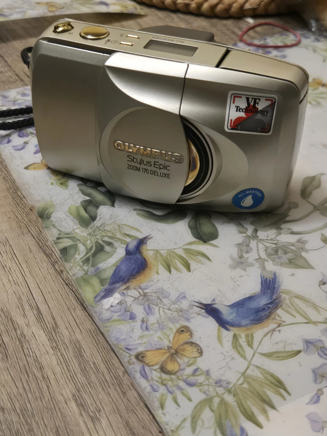 Olympus Stylus Epic Zoom 170 Deluxe 35mm Film Camera