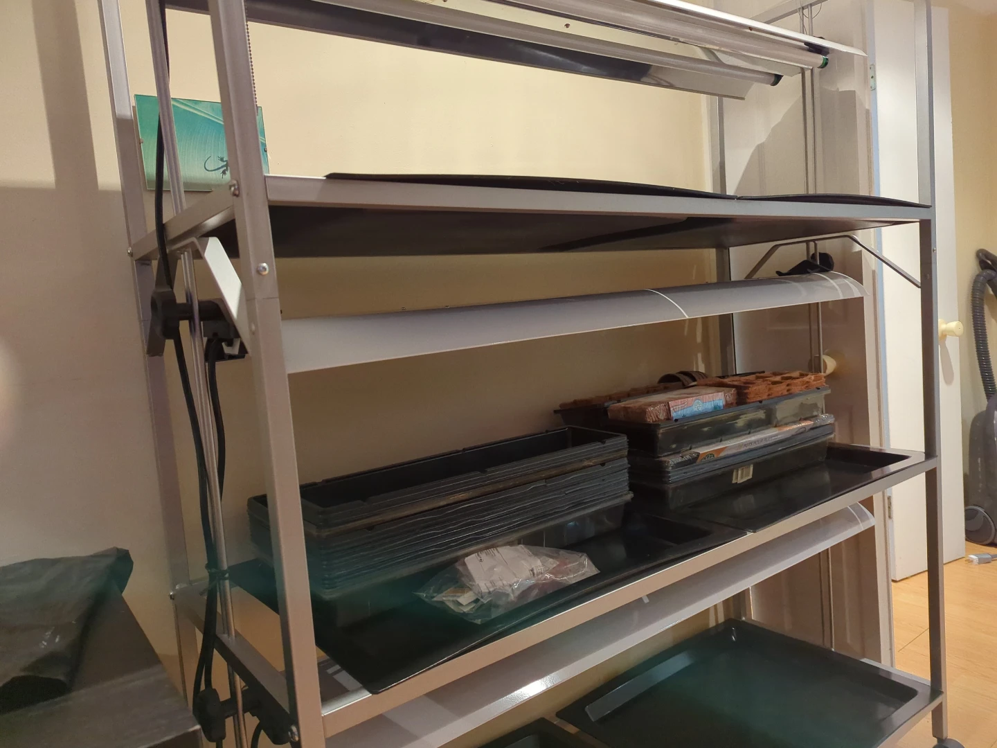 Grow Light Shelf Unit with Trays - photo 4