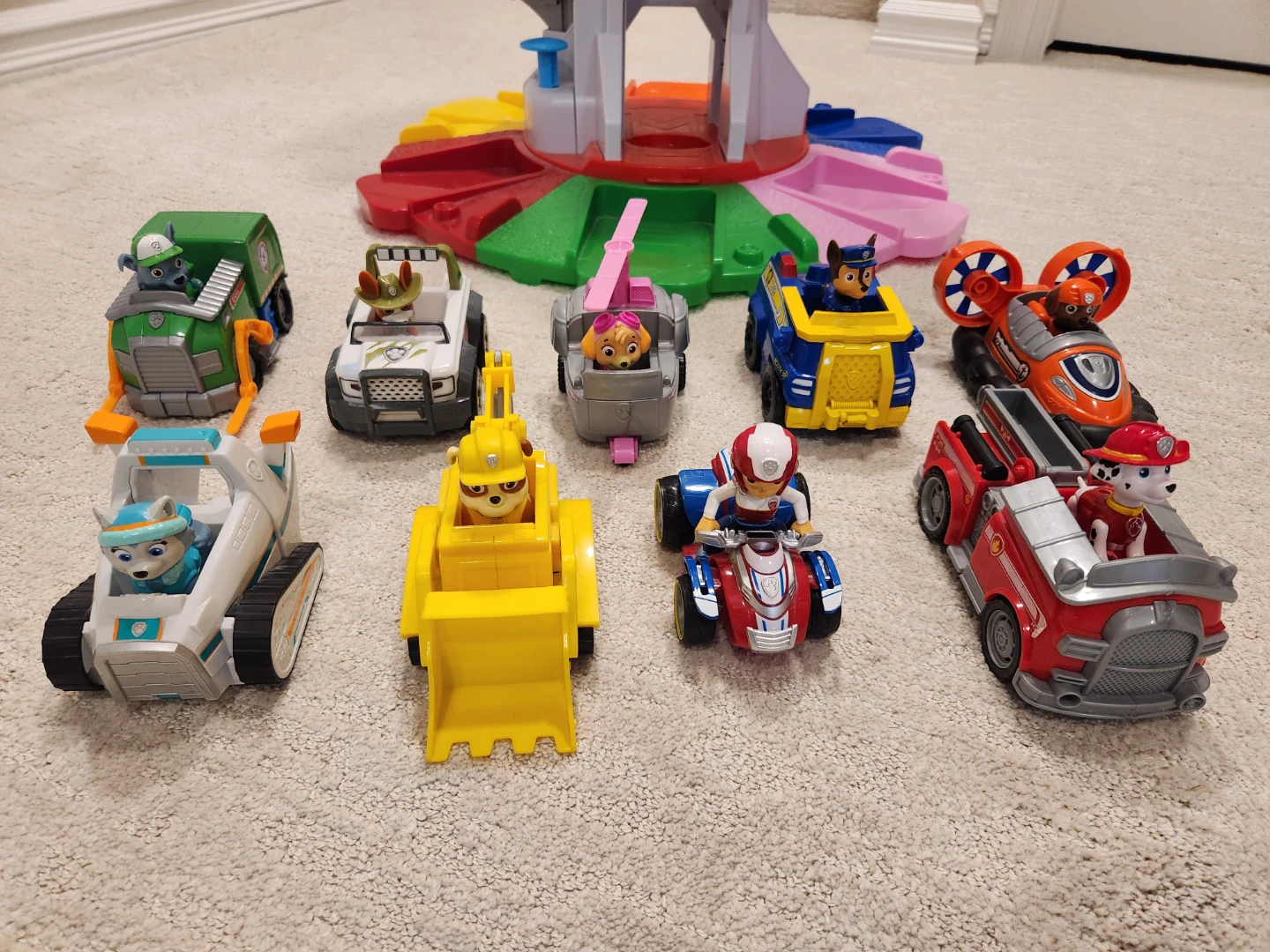 Paw Patrol Tower and Vehicles Playset - photo 4
