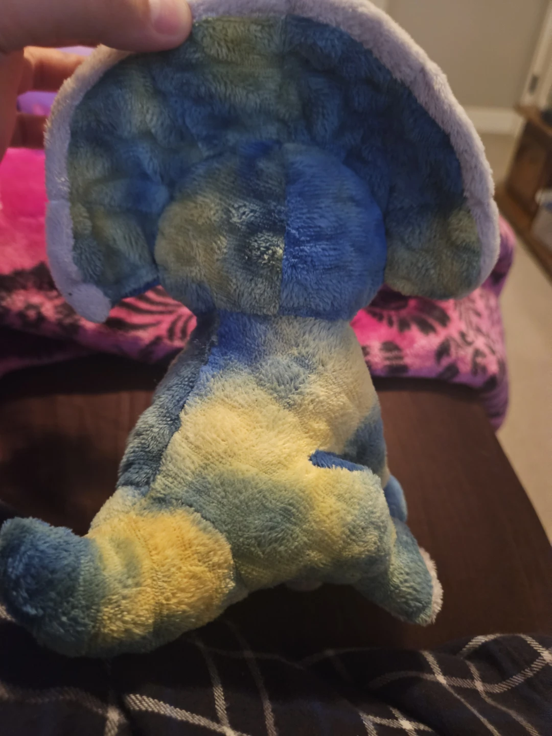 Dinosaur plushie from drumheller - photo 2