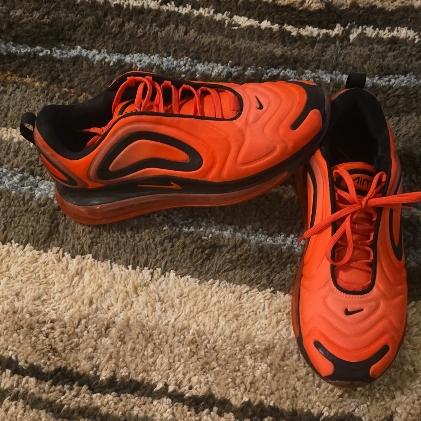 Nike Air Max 720 Orange Black Sneakers - photo 2