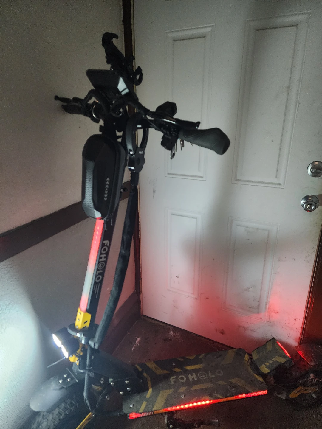FOHOLO Electric Scooter - photo 3