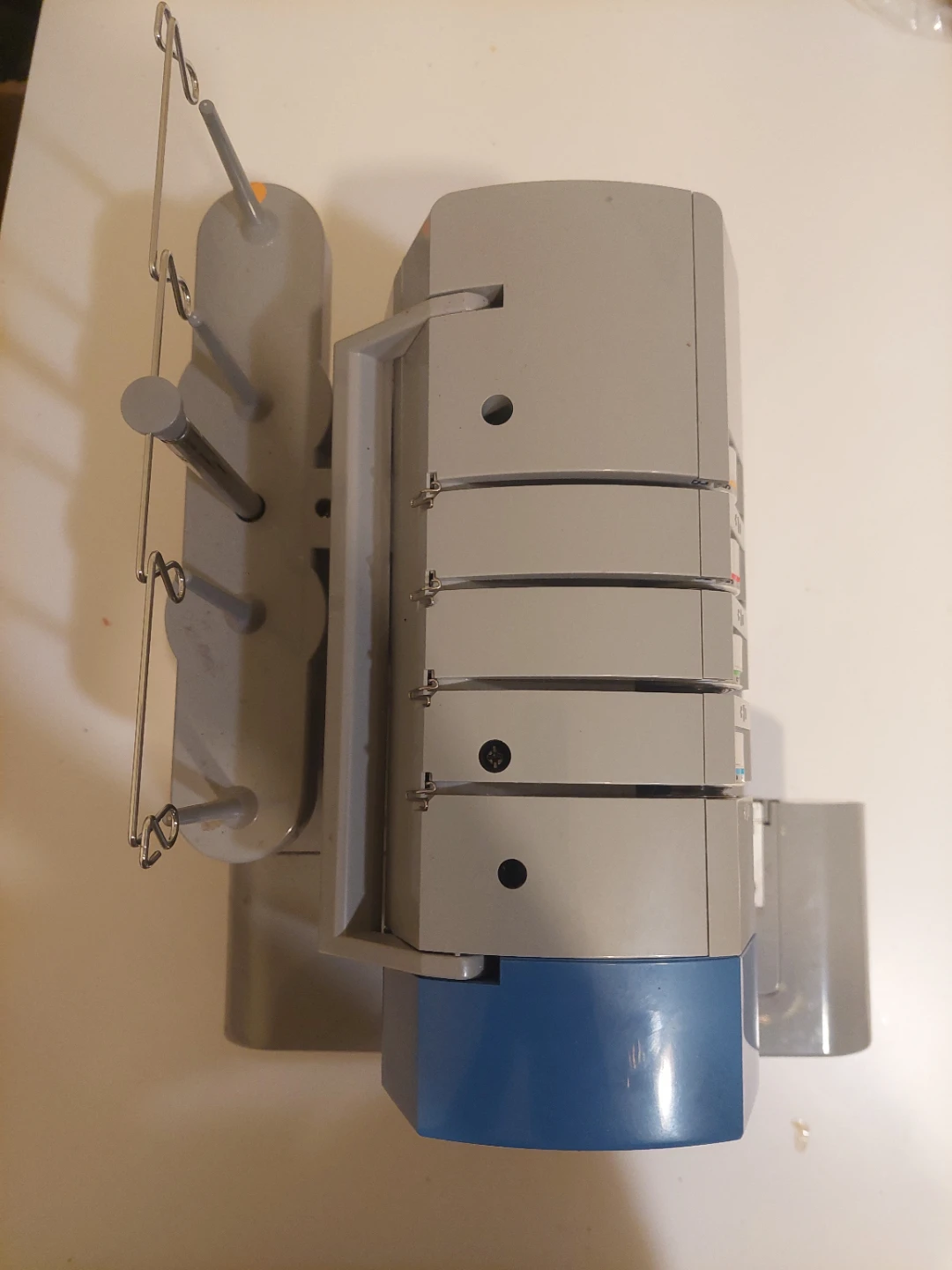 Singer Heavy Duty Serger X5004-HD - photo 2