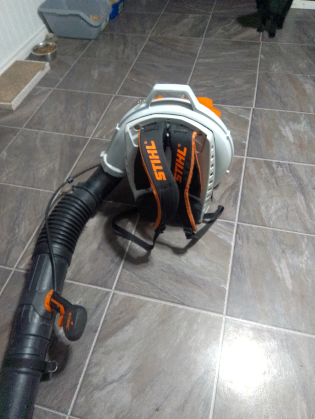 STIHL Backpack Leaf/snow Blower - photo 2