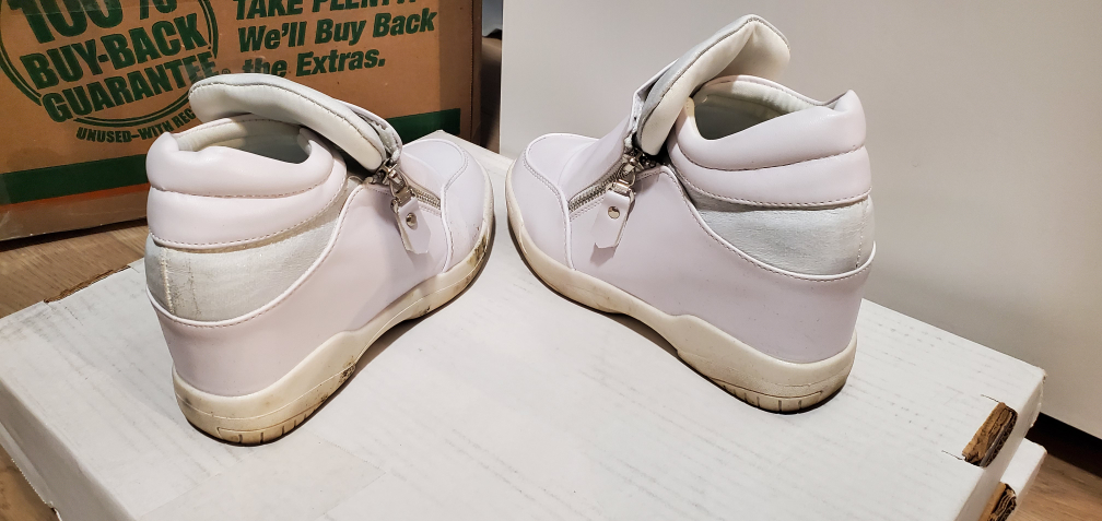 US5 white shoes - photo 2